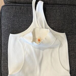 Elegant White Ribbed Women's Top